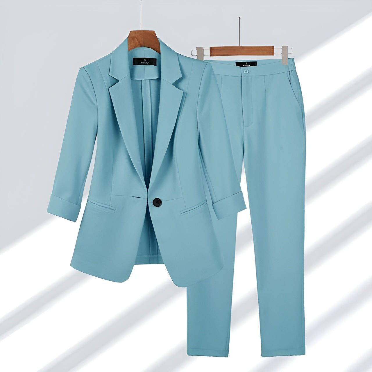 Anniken™ | Tidløst blazer- og bukse-sett for stil og komfort