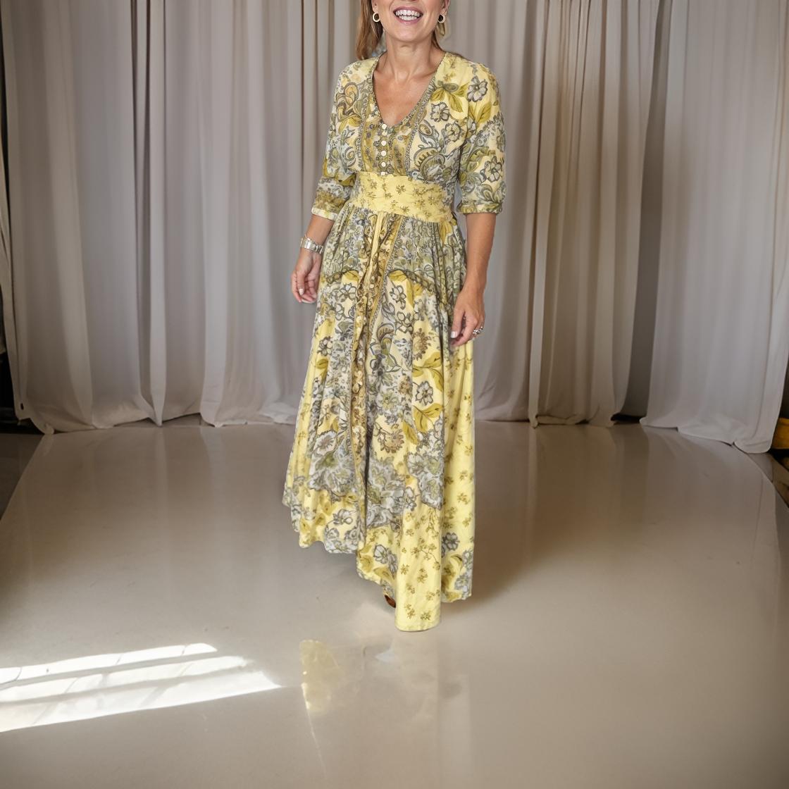 Paola – Lang kjole med V-hals