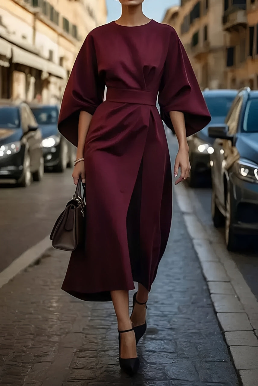 Esterella™ -  Elegant kjole med lanterneermer og belte